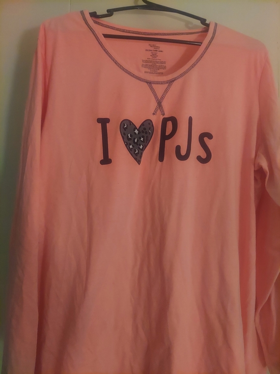 Secret Treasures Other - Secret Treasures Pink Long Sleeve Sleep Top